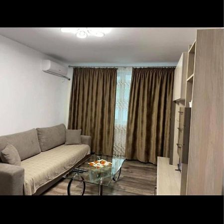 Apartament 4 Camere Оршова Экстерьер фото