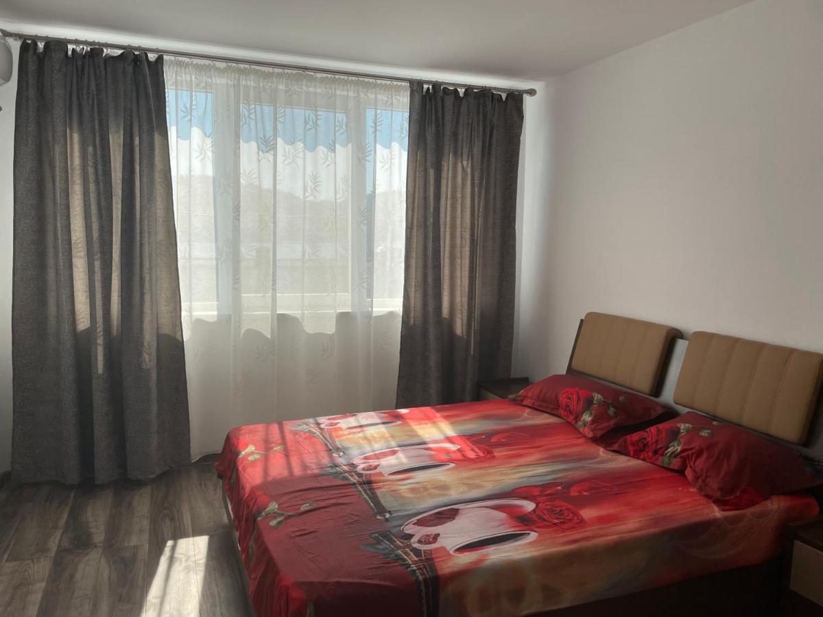 Apartament 4 Camere Оршова Экстерьер фото